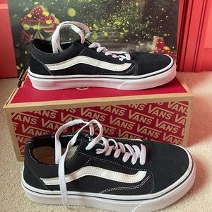 Black Vans